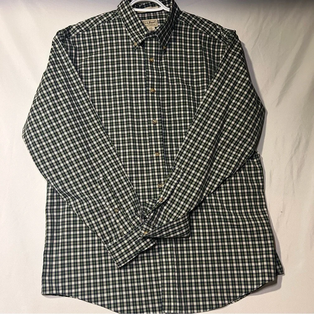 LL Bean L-Reg wrinkle resistant Classic Green Plaid Men's Shirt - Picture 2 of 6